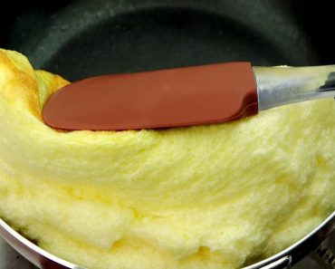 JUST 10 MINUTES & ONLY 2 EGGS MAKE CHEAP & EASY BREAKFAST
