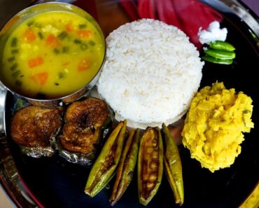 Village Style Very Simple Quick Lunch Thali !!! Veg Thali
